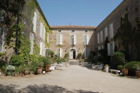 Отель Château Moussoulens  Муссулан